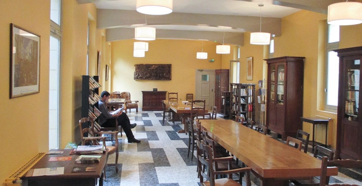 salle de lecture hotellerie